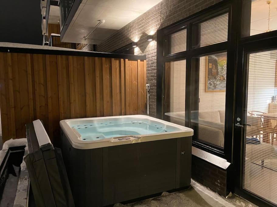 Levi Diamonds Luxury Ski-In&Out &Private Jacuzzi Sirkka Exterior photo